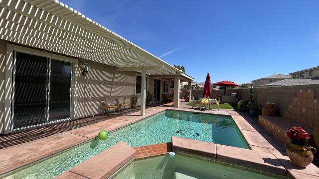 82549 Tivoli Court, Indio CA: https://media.crmls.org/mediaz/951fea16-6a8d-4167-b1e6-5a551a137c39.jpg
