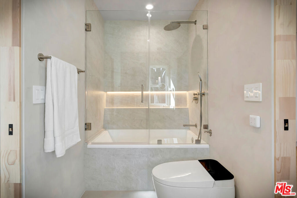 MLS #25625191 image #23