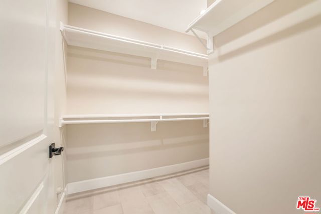 1016 S Bundy Drive, Los Angeles CA: https://media.crmls.org/mediaz/951ff36e-dcdf-44a9-b2f0-f02b340fccc4.jpg