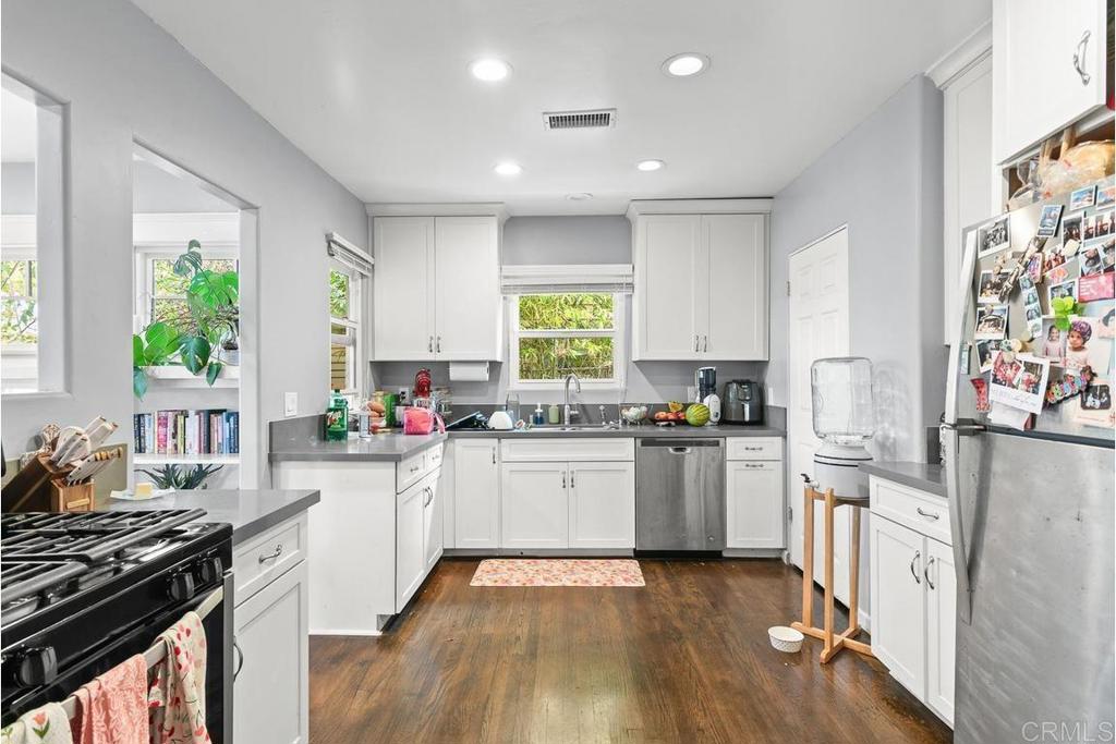 3325 Dale St - photo 10