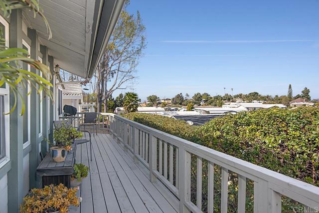 3535 Linda Vista Drive, San Marcos CA: https://media.crmls.org/mediaz/9520165b-7f71-44fd-978d-b5275e1690ca.jpg