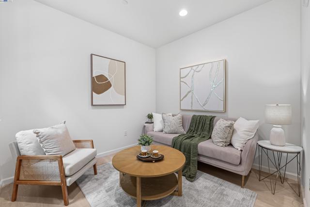 6677 S Mariposa Ln, Dublin CA: https://media.crmls.org/mediaz/9520262b-7728-41e6-920f-7c6bbcf423d0.jpg