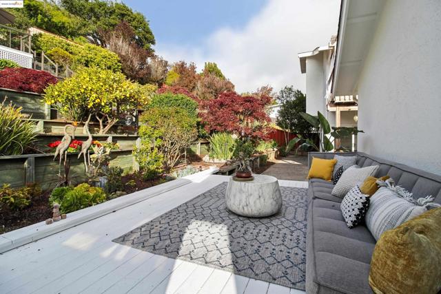 2008 Tamalpais Ave, El Cerrito CA: https://media.crmls.org/mediaz/95205dc3-5422-4d61-9f42-dbbde583f345.jpg