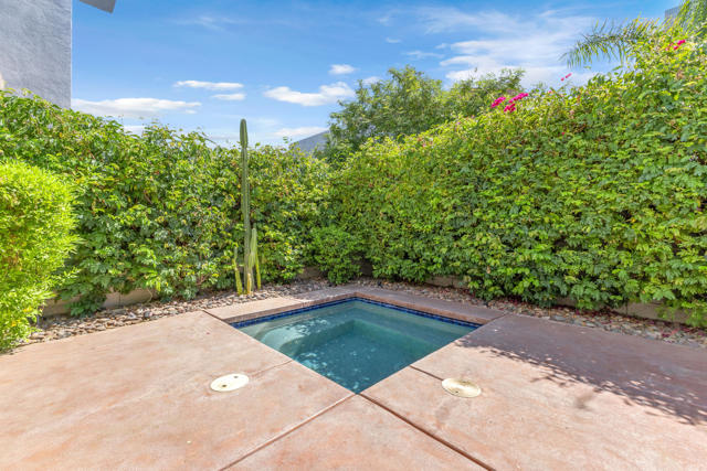 3554 Penny Lane, Palm Springs, CA 92262