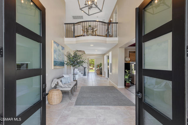3269 Morning Ridge Avenue, Thousand Oaks CA: https://media.crmls.org/mediaz/95208b35-1e95-4c3f-b113-bf7f43bf033d.jpg
