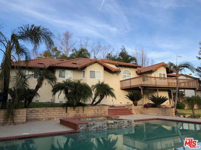10723 Ridge Canyon Road, Rancho Cucamonga CA: https://media.crmls.org/mediaz/9520ff60-eb5c-4b82-9c94-915fde0e14e0.jpg