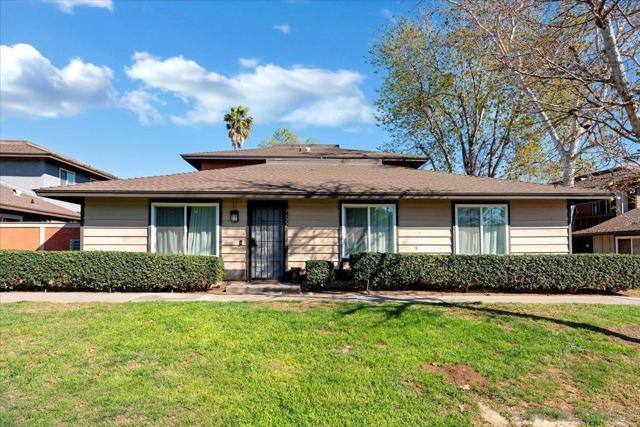 1622 Summertime Dr, El Cajon, California 92021, 3 Bedrooms Bedrooms, ,1 BathroomBathrooms,Condominium,For Sale,Summertime Dr,250019869SD