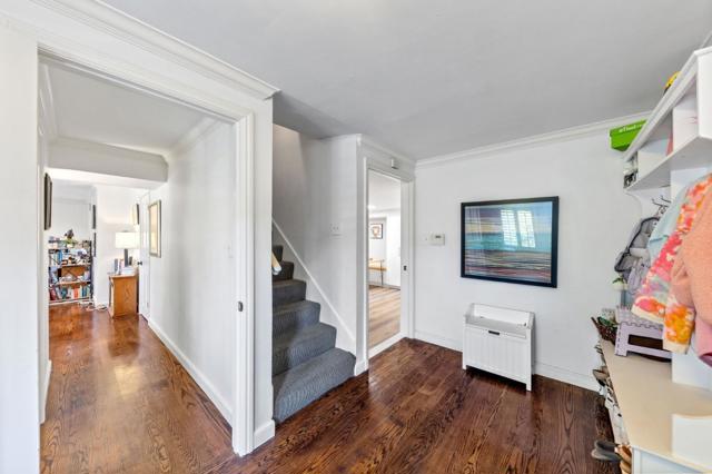 401 Hillsborough Boulevard, Hillsborough CA: https://media.crmls.org/mediaz/952222db-15a0-4b72-a958-efa20ac356ca.jpg