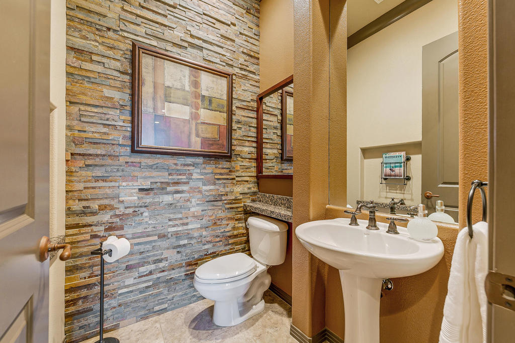 MLS #219139572DA image #14