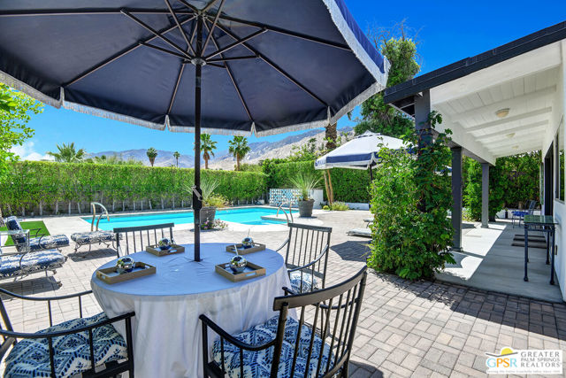 830 N Riverside Drive, Palm Springs CA: https://media.crmls.org/mediaz/9523eb85-4a8b-48fc-a0ff-87fbb55ace00.jpg