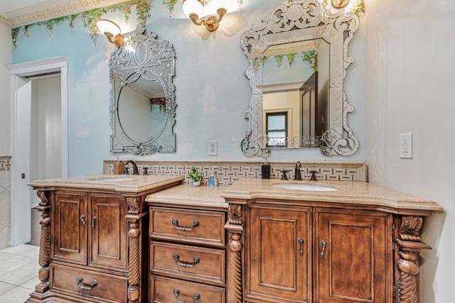 101 S 13th Street, San Jose CA: https://media.crmls.org/mediaz/9524c966-bce0-4d0a-b987-a50bffd5ca4c.jpg