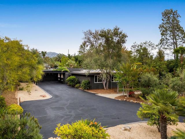 16851 Orchard Bend Road, Poway CA: https://media.crmls.org/mediaz/952624d5-7632-4075-94fa-7fa9563f4566.jpg