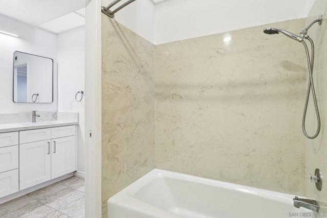 13080 Camino Del Valle, Poway CA: https://media.crmls.org/mediaz/9526358b-3110-418f-a2c5-70710e9649e4.jpg