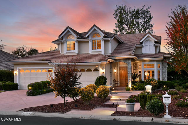 31775 Oak Ranch Court, Westlake Village CA: https://media.crmls.org/mediaz/9526f654-5c03-46ca-888c-5109e0130de4.jpg