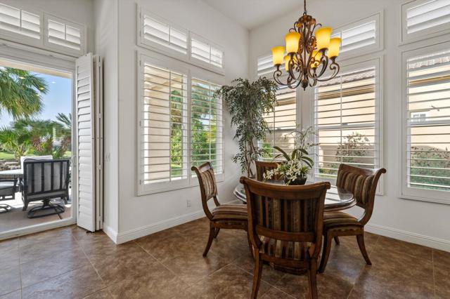 80143 Miramonte Lane, La Quinta CA: https://media.crmls.org/mediaz/952712de-44cc-489a-86cf-4ff05418812e.jpg