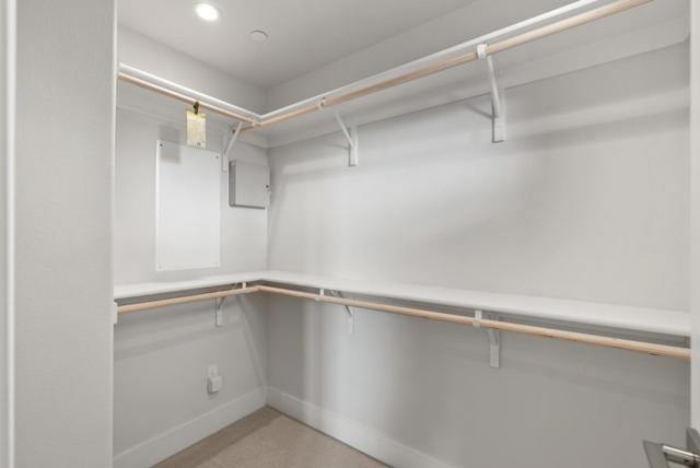 609 E Evelyn Avenue, Sunnyvale CA: https://media.crmls.org/mediaz/952863f9-0fe8-4136-94b9-8f0aaafcd283.jpg