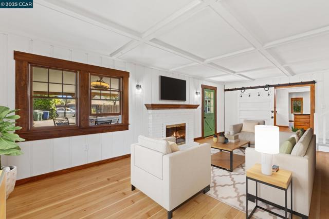 3505 Euclid Ave, Concord CA: https://media.crmls.org/mediaz/95286ec6-6ceb-4488-9f79-62e5b93ba6e0.jpg