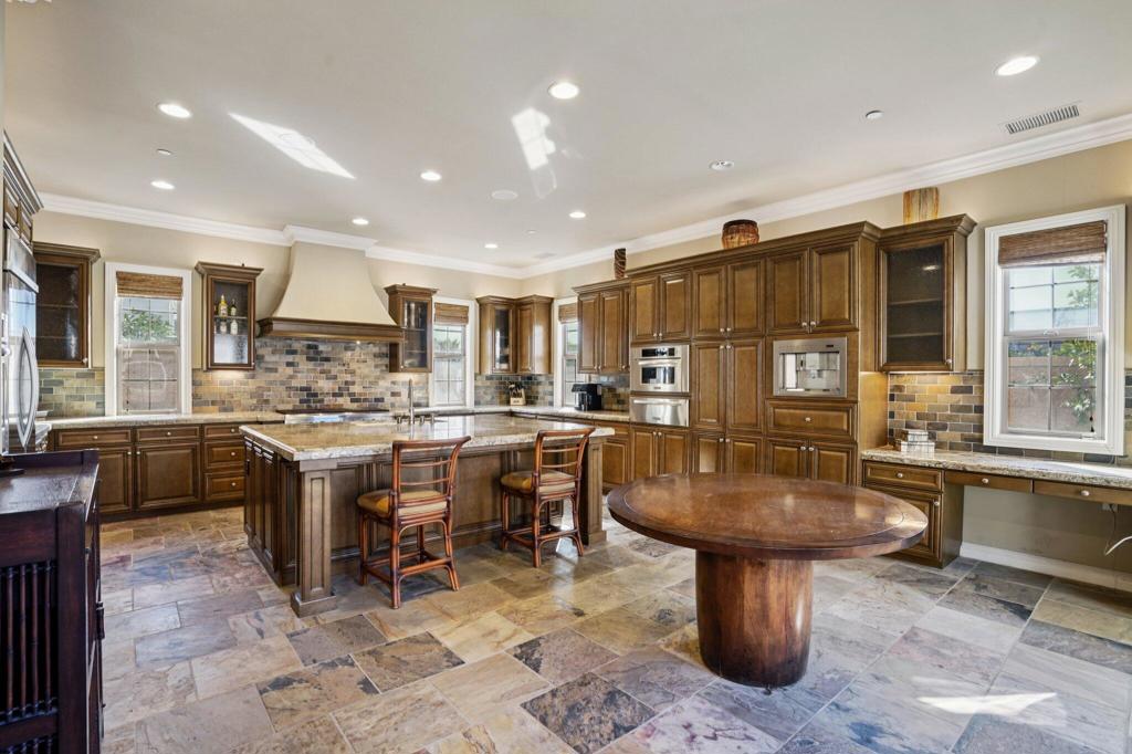 MLS #219139297DA image #29