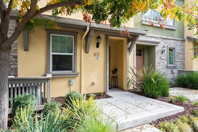 733 E Evelyn Avenue, Sunnyvale CA: https://media.crmls.org/mediaz/95294b29-8a88-4103-adec-473b8d7427fe.jpg