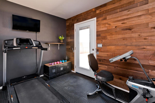 3663 Olympic Road, Joshua Tree CA: https://media.crmls.org/mediaz/95298e7a-0b47-49a1-8dab-f5ef65df35ed.jpg