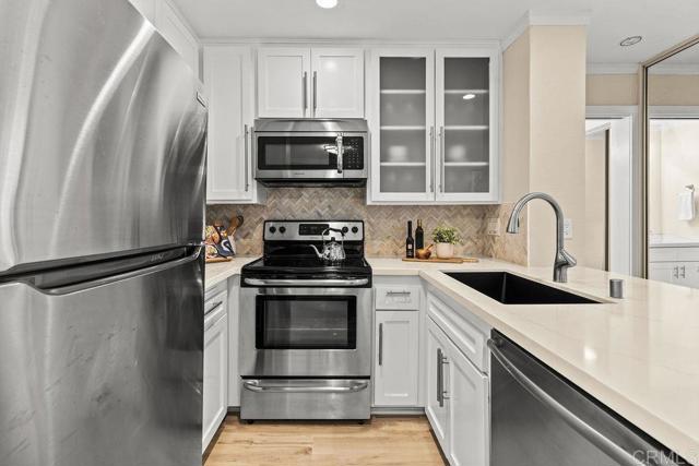 Detail Gallery Image 11 of 50 For 1775 Diamond St #330,  San Diego,  CA 92109 - 1 Beds | 1 Baths