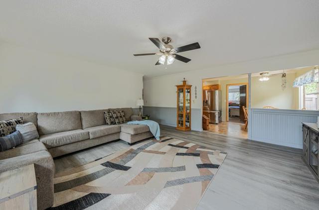 260 Paul Avenue, Salinas CA: https://media.crmls.org/mediaz/952ab9da-b718-4e0e-84a5-218c3245bc4a.jpg