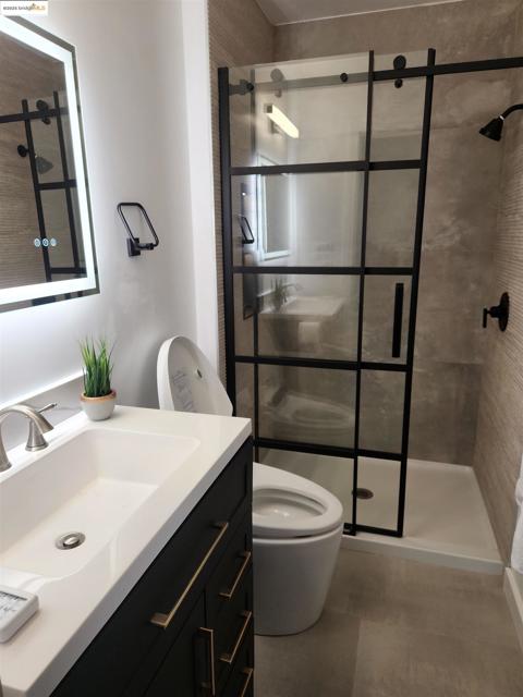 15373 Inverness St, San Leandro CA: https://media.crmls.org/mediaz/952af7e0-4e0d-4a9f-a253-9e28acf74c7d.jpg