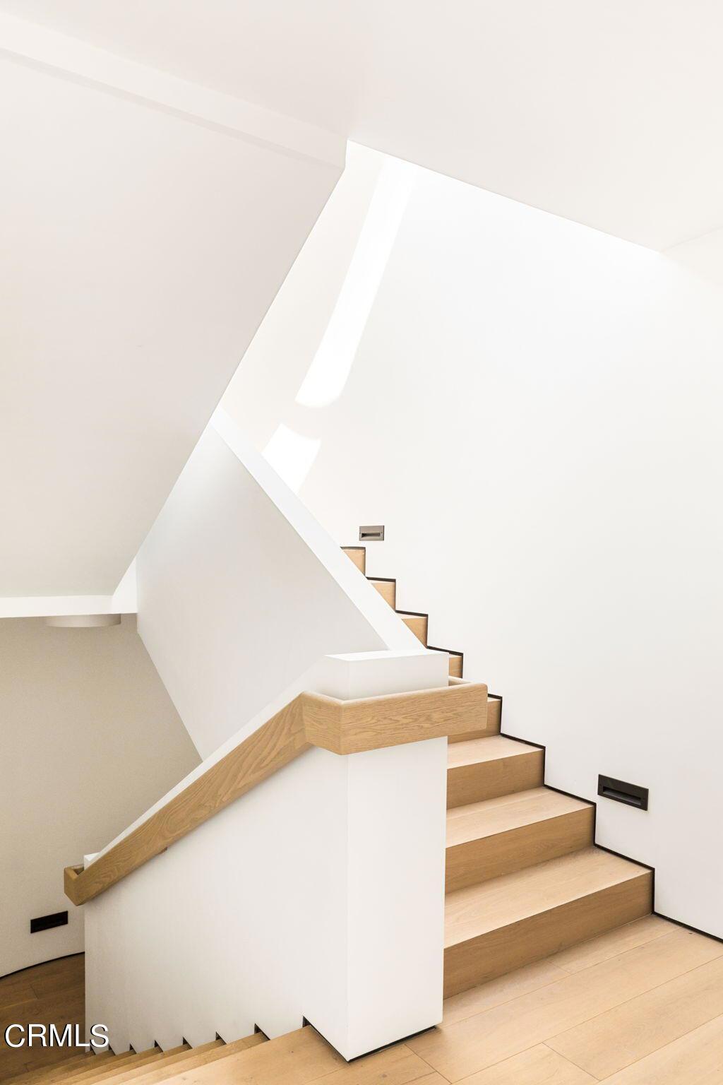 11210 Briarcliff LaneStudio City img 27