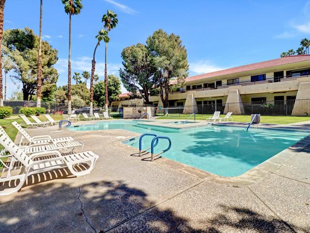 701 Los Felices Circle W #114, Palm Springs, CA 92262