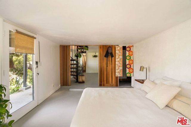 3130 Isabel, Los Angeles CA: https://media.crmls.org/mediaz/952c7f83-c593-4fc1-9d18-b64a514c42f7.jpg