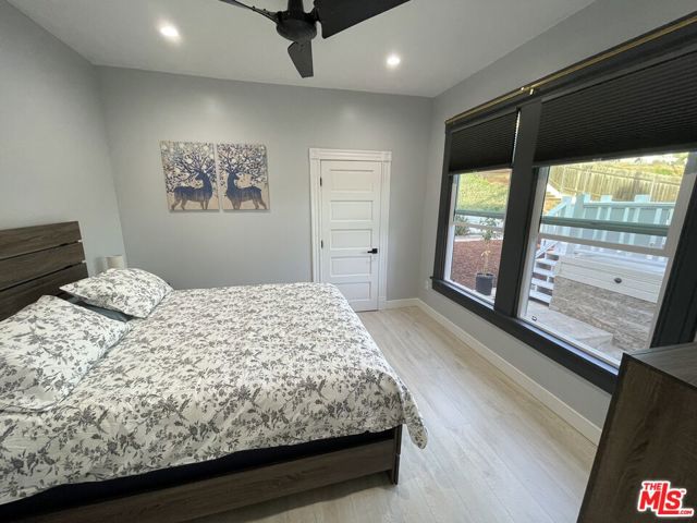 84 N Palm Street, Ventura CA: https://media.crmls.org/mediaz/952c85f6-ed65-46f6-a5b0-444ac1a0cc0a.jpg
