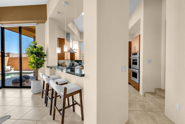 50050 Camino Privado, La Quinta CA: https://media.crmls.org/mediaz/952cb1fe-9194-479b-8852-e6f144b27b84.jpg