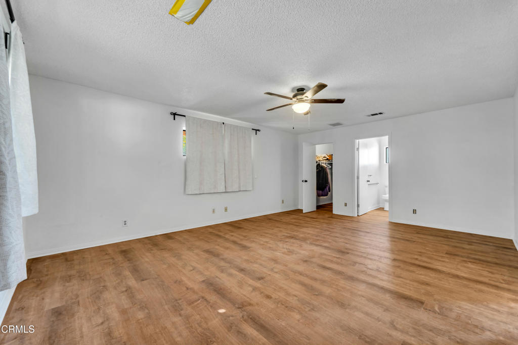 MLS #V1-33076 image #30