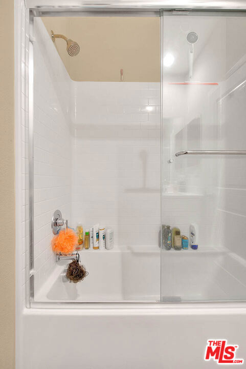 2432 E Hyde Paseo, Ontario CA: https://media.crmls.org/mediaz/952d8519-ab65-4c3f-9f30-1d5254de351c.jpg