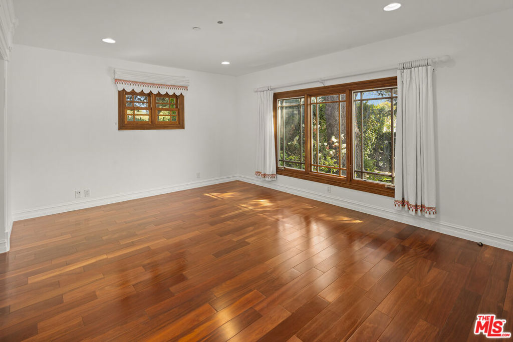 MLS #26866103 image #11