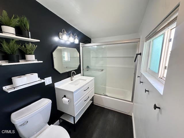 Detail Gallery Image 8 of 16 For 915 Maplewood Way, Port Hueneme,  CA 93041 - 3 Beds | 2 Baths