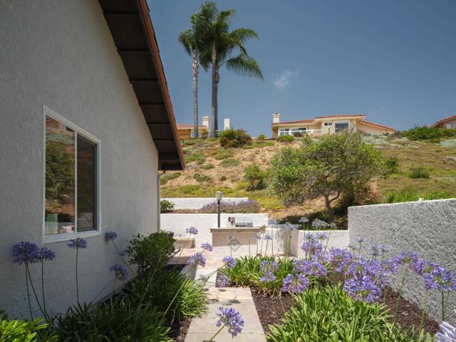4630 Pannonia Rd, Carlsbad CA: https://media.crmls.org/mediaz/952ee686-f3ab-49ac-b225-0f00069b3f29.jpg