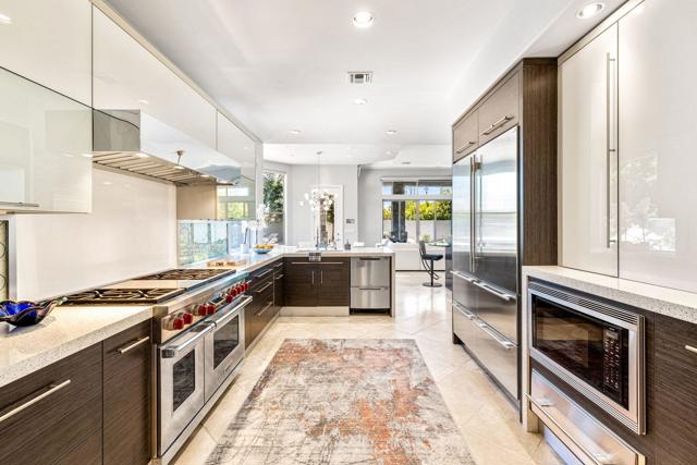 28 Clancy Lane S Lane, Rancho Mirage CA: https://media.crmls.org/mediaz/952ff5c7-0977-4da7-b1d4-a893d468e659.jpg