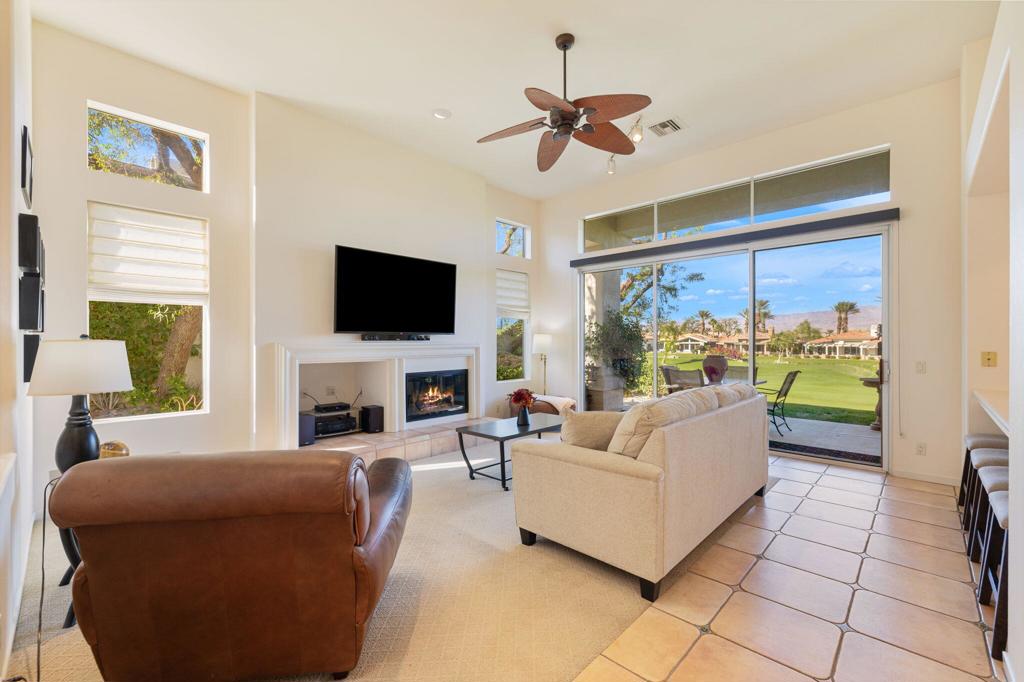 MLS #219138251DA image #8