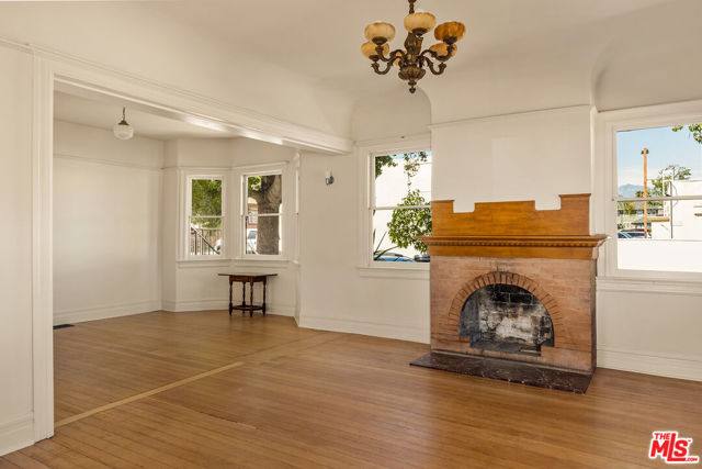4219 N Figueroa Street, Los Angeles CA: https://media.crmls.org/mediaz/9530f460-4a20-4a72-80cb-6bfc1cf06683.jpg