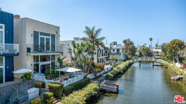 224 Linnie Canal, Venice, California 90291, ,Multi-Family,For Sale,Linnie Canal,25597055