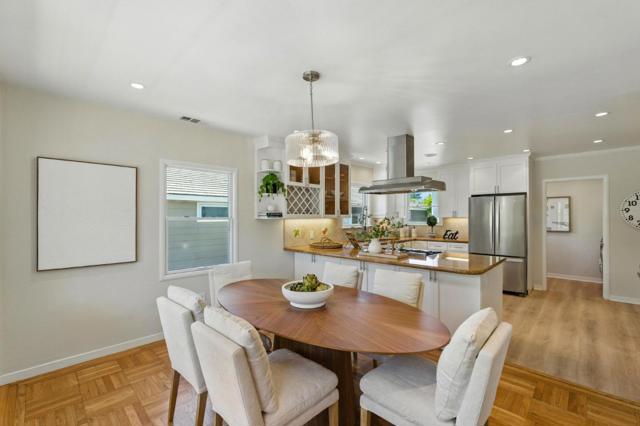 1513 Oak Street, San Mateo CA: https://media.crmls.org/mediaz/95319910-c77c-4696-92ef-73344f3b99ff.jpg