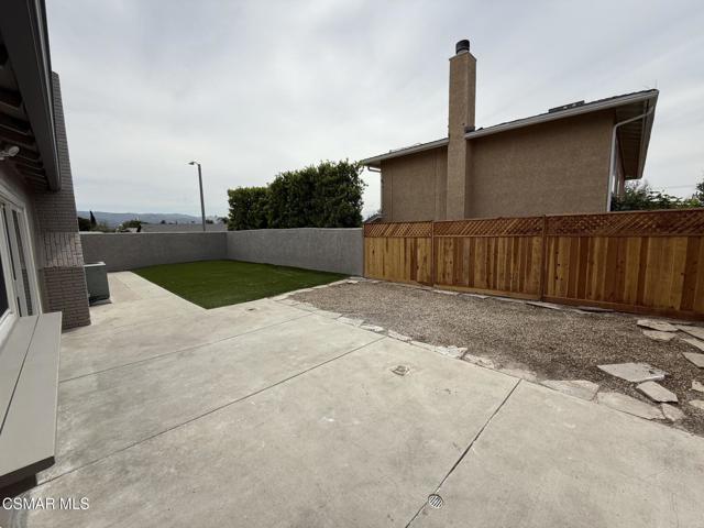 2203 Marter Court, Simi Valley CA: https://media.crmls.org/mediaz/9532efa4-2859-49e9-9d15-6438dcb3a892.jpg