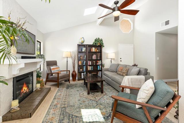 5550 La Cuenta Drive, San Diego CA: https://media.crmls.org/mediaz/95334c8e-d41e-46cf-bd41-b72b6cfb1738.jpg