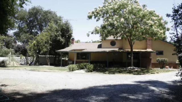 11700 Foothill Avenue, Gilroy CA: https://media.crmls.org/mediaz/95339965-30b5-442b-9d9f-bb5393d5aa22.jpg