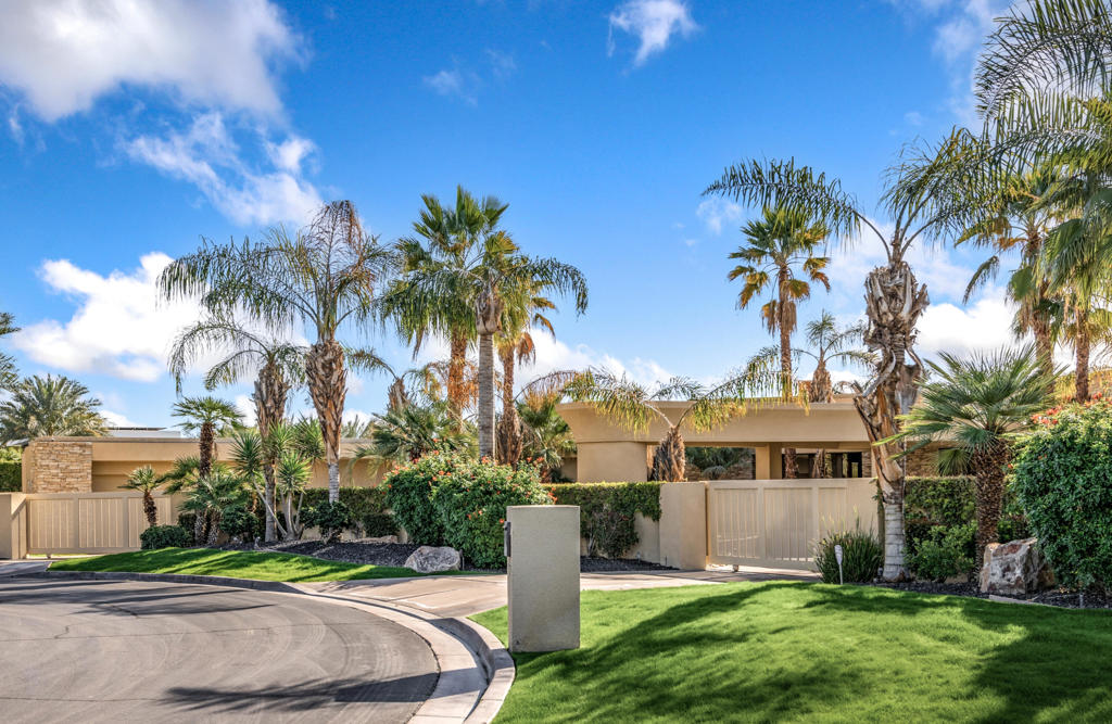 17 Strauss Terrace, Rancho Mirage, CA 92270