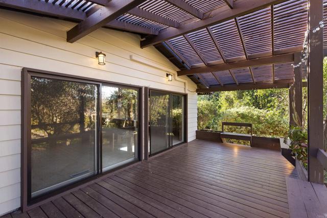 Detail Gallery Image 52 of 61 For 1520 via Rancho Pkwy, Escondido,  CA 92029 - 3 Beds | 3 Baths