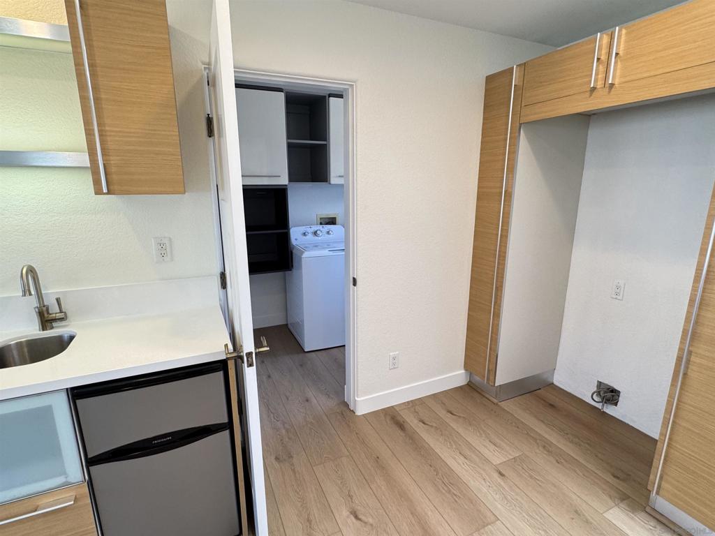 1011 Knowles Ave. - photo 16