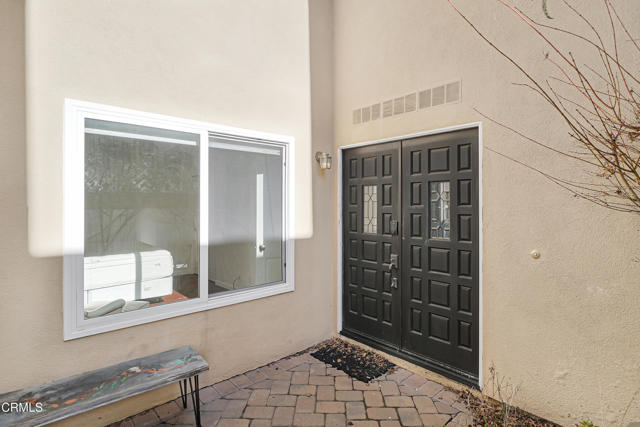 Detail Gallery Image 3 of 33 For 2010 Kingsbridge Way, Oxnard,  CA 93035 - 4 Beds | 3 Baths