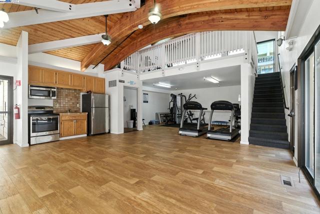Image 21 of 45 For 1400 Carpentier St  405